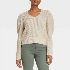 Universal Thread Tan puffed sleeves V-Neck Sweater Ribbed Knit Sz L